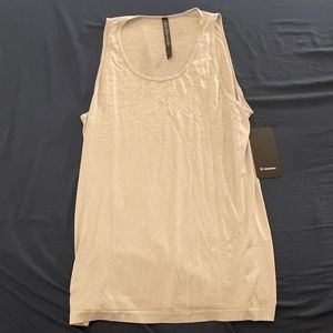 Lululemon Metal Vent Breathe Tank NWT Size XL